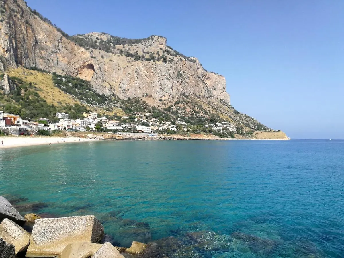 Casa Vacanze Nadì Palermo 0*,  Italia